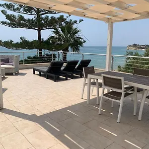  Apartment Gallina